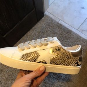 Steve Madden sneakers
